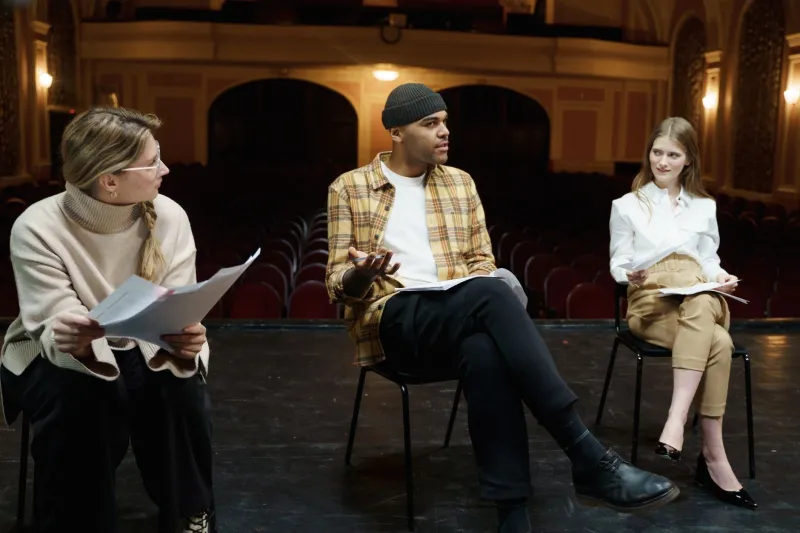 The Art of Disappearing Into the Work: Why the Best Performers Keep Choosing the Chorus