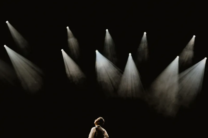 Cracking Open: How Embracing Your Fears Onstage Actually Makes You Unstoppable