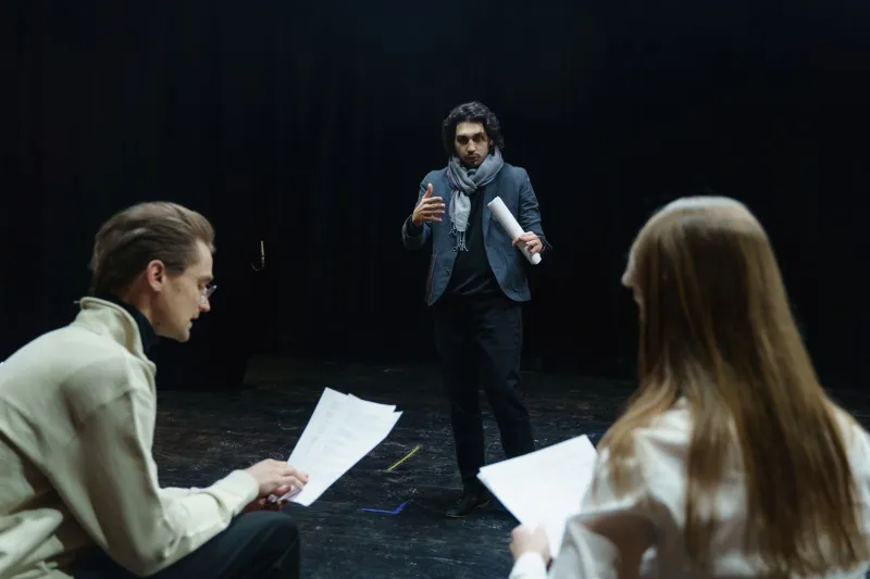 What Your Scene Partner Is Actually Showing You About Yourself